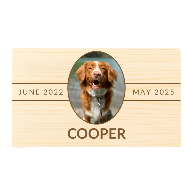 Urne funéraire pour chien en bois clair personnalisée​ avec photo – Coffret souvenir unique avec nom & dates